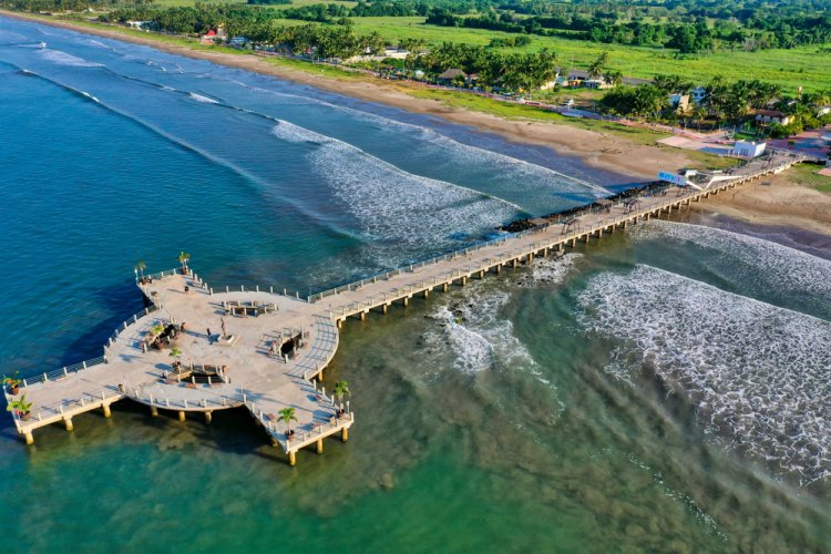 Playa El Borrego - Destino de surf de clase mundial